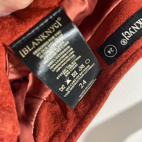 Blank NYC Rust Suede Mini Skirt with Functioning Side Zippers - Size 24 - Picture 6 of 7